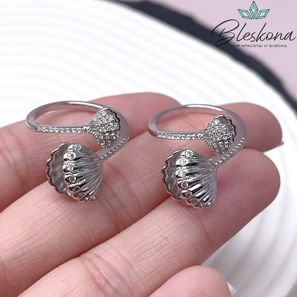 21 мм Цвет серебро, Кольцо безразмерное ракушки с цирконами