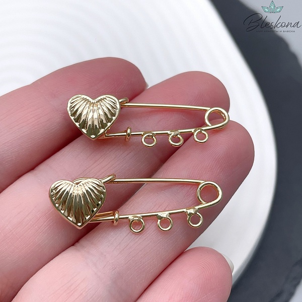 3 см, Цвет золото, Основа булавка 3 кольца сердце