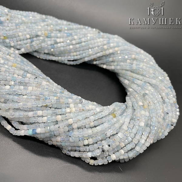 Аквамарин куб 2*2 мм