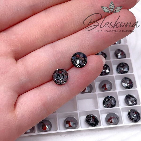 6430 Classic Cut 8 мм Crystal Silver Night (SINI)