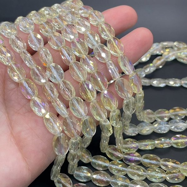 8*11 мм Стекло Lux,овал огранка, цвет песочный с переливом