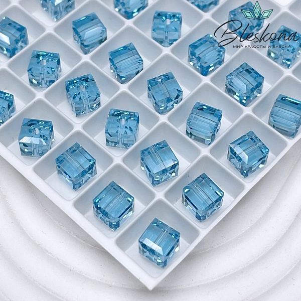 5601 Cube Bead 6 мм Aquamarine (202)
