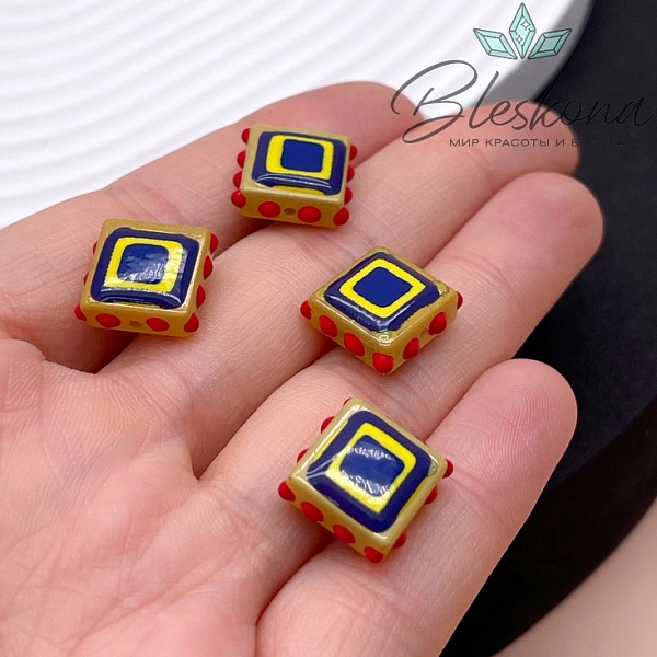 13,5 мм Бусина квадрат бежевый 