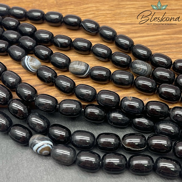 Агат черный с прожилками бочата 14*10 мм №1