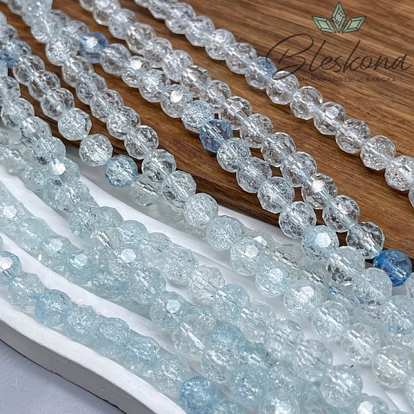Кварц снежный огранка бледно- голубая (имитация)  8 мм