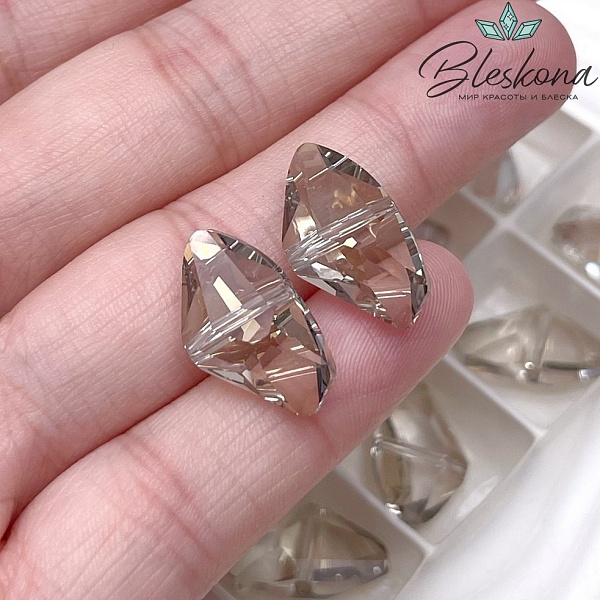 5556 Galactic 11*19 mm Crystal Silver Shade