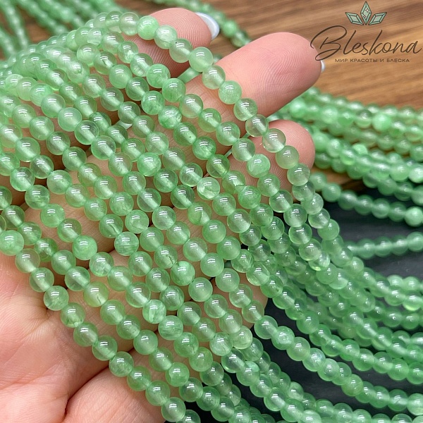 Оникс бледно- зеленый 4,5 мм 