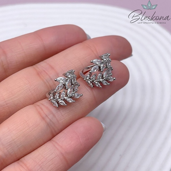 11*16 мм Цвет серебро, Бусина листочки с цирконами  