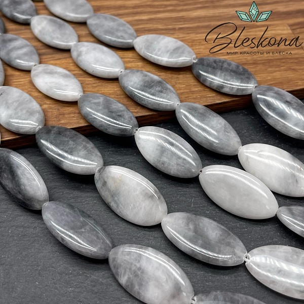 Кварцит миндальная форма 29*15 мм