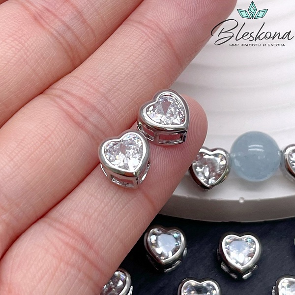 8,7*8,7 мм Цвет серебро, Бусина сердце циркон