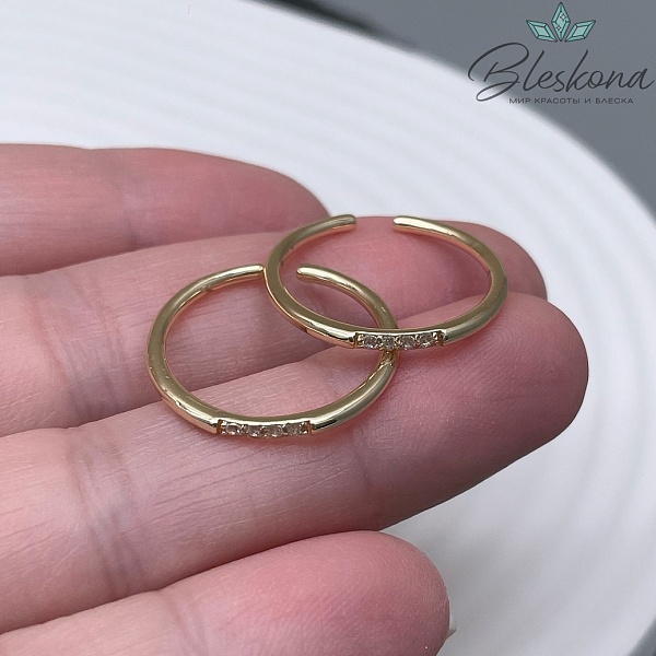 20мм, Цвет золото, Кольцо тонкое безразмерное цирконы 