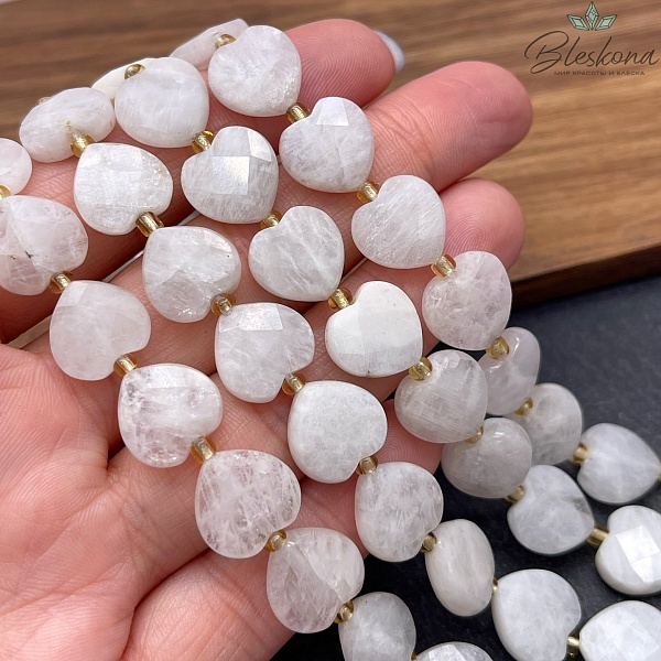 Лунный камень сердце, огранка 12 мм сет 5шт