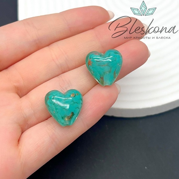 17*16,5 мм Бусина сердце зеленое с золотом