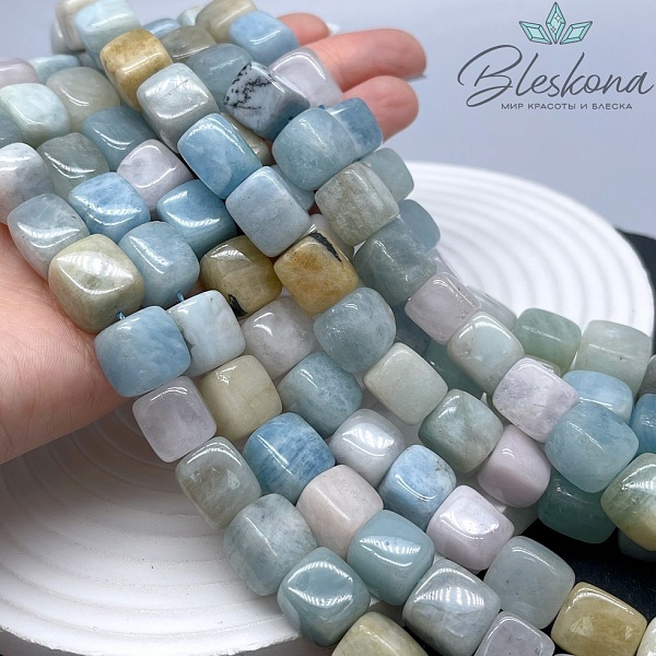 Аквамарин фриформ куб №1 (12-14)*(11-12) мм