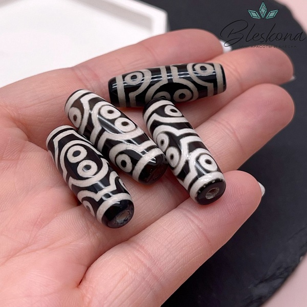Бусина Дзи 8 глаз черно-белый бочонок №1 30*11 мм