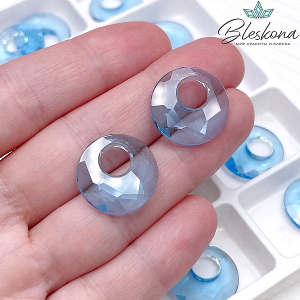 6041 Victory Pendant 18 мм Aquamarine (202)