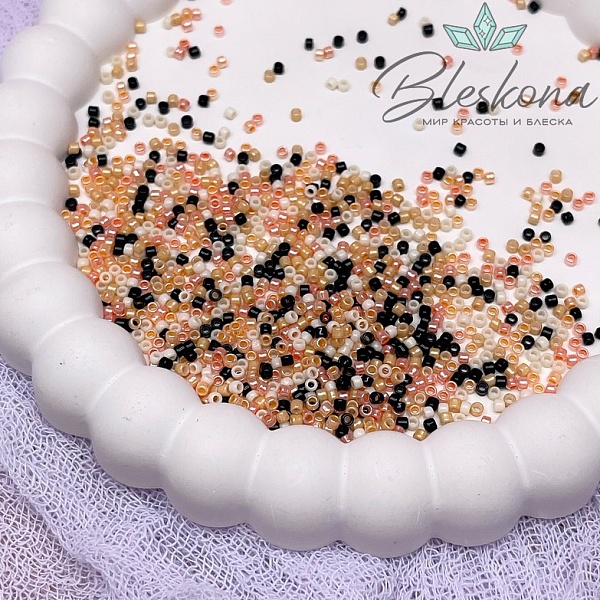Бисер TOHO round 11/0 цвет №24-009 (микс)
