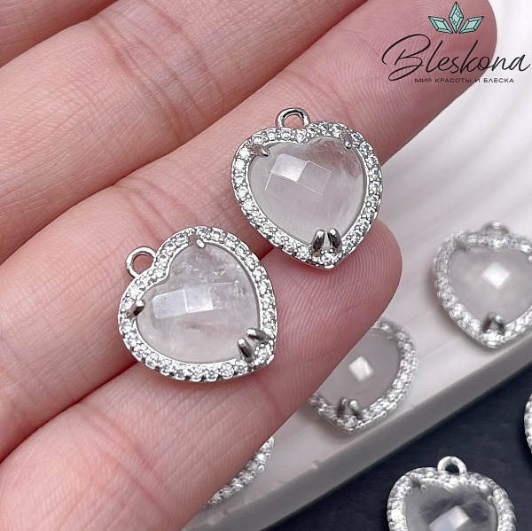 16*18мм ,цвет серебро, Подвеска Сердце в обрамлении Горный хрусталь огранка цирконы
