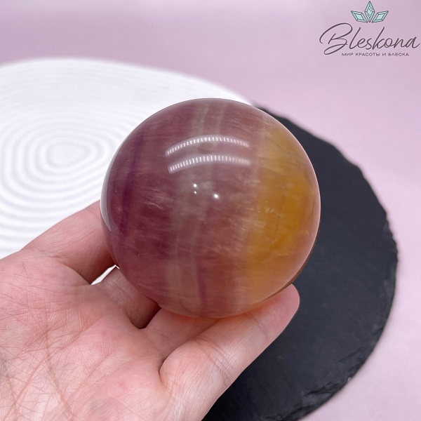 Флюорит шар 55 мм