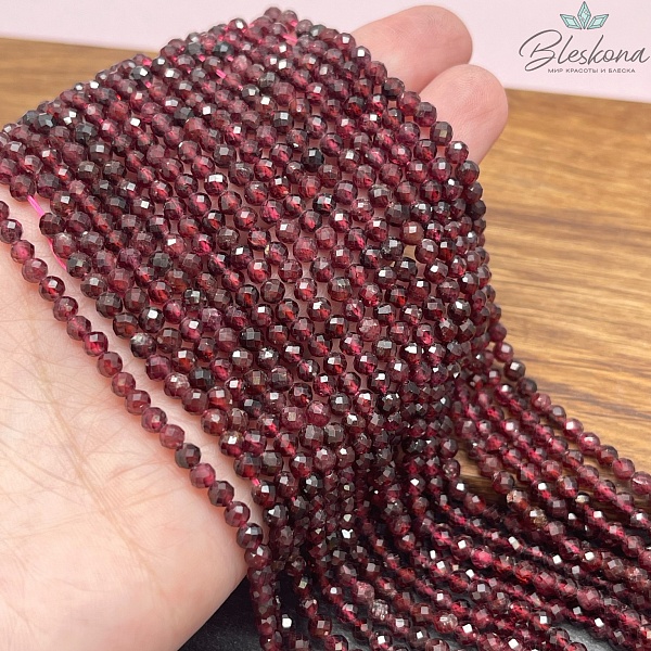 Гранат алмазная огранка №3 4 мм AB-качество