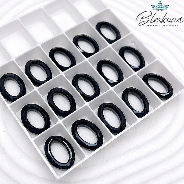 4137 Cosmic Oval 15*11 Jet (280)