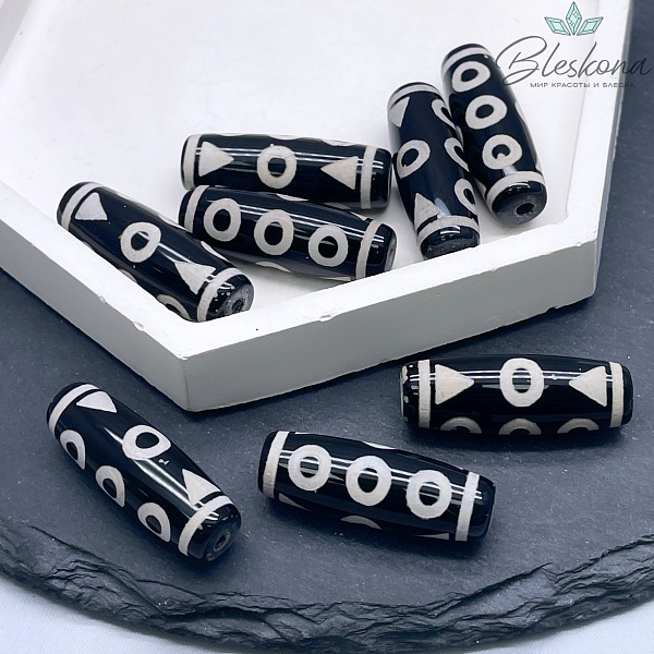 Бусина Дзи 8 глаз черно-белый бочонок 30*11 мм