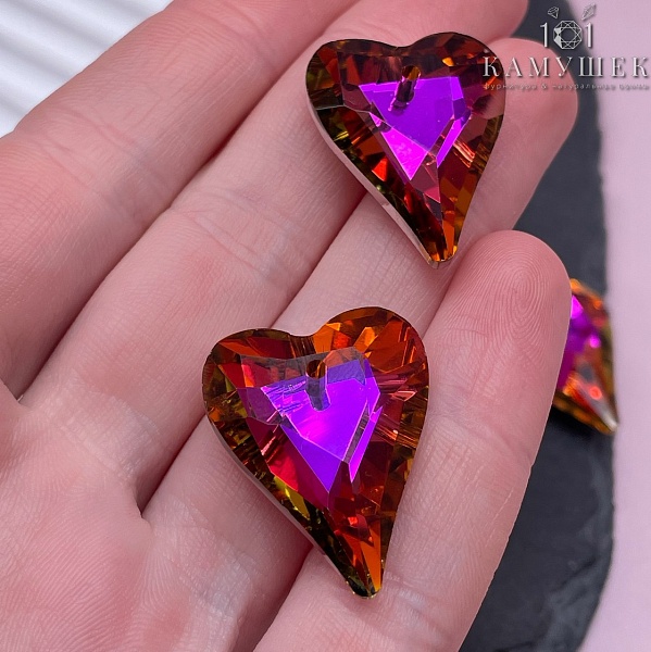 26,5*21,5 мм, Подвеска сердце стекло белое с переливом (Volkano F) уп. 2 шт