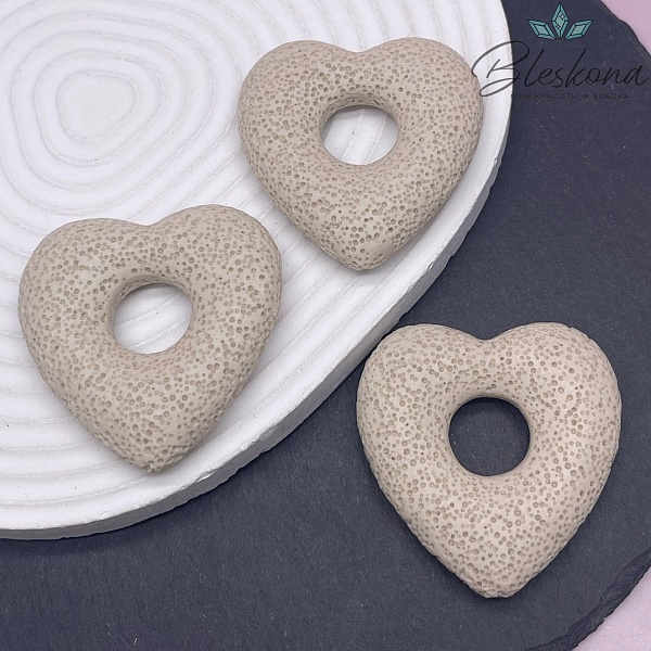 Лава Вулканическая Подвеска сердце  темно- бежевое 53*51 мм