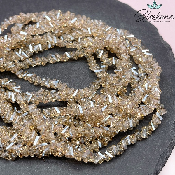 Чешское стекло №76 6 мм треугольник