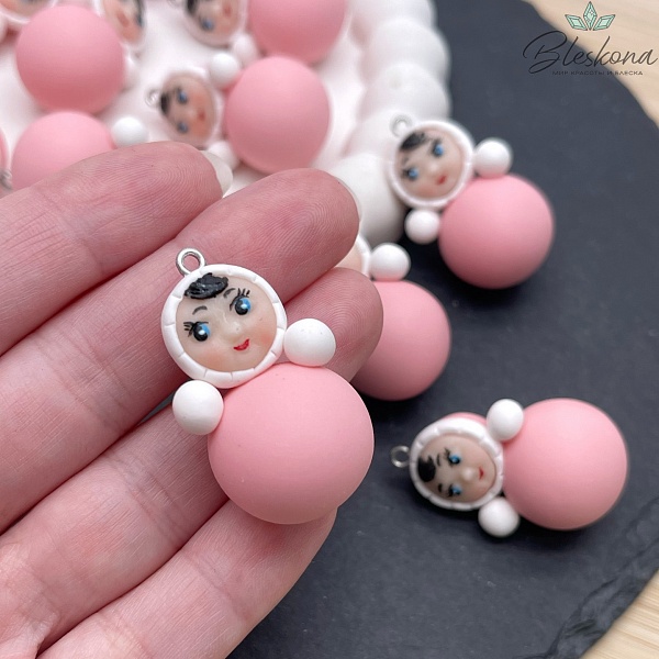 36*20,5 мм, Цвет серебро, Подвеска Неваляшка розовая