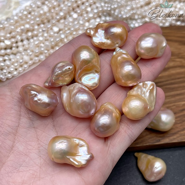 Жемчуг Барокко крупный персиковый штучно ~ (19-26)*(14-17) мм 