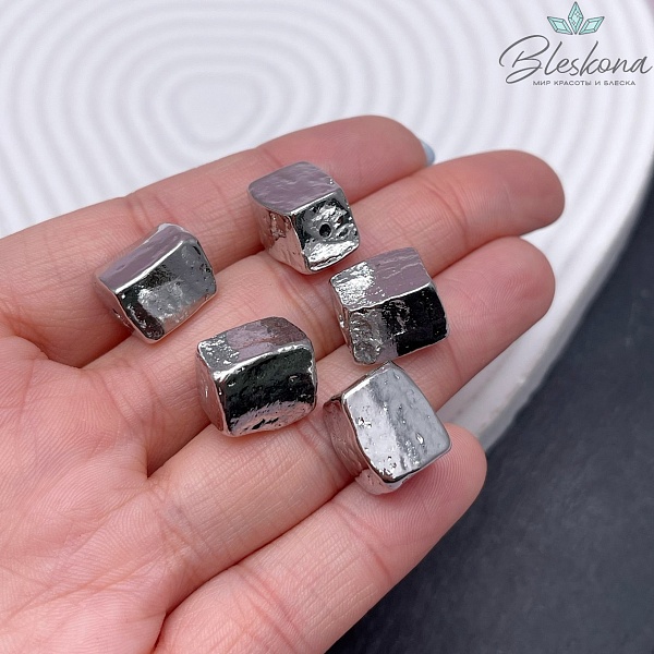 13*10 мм Цвет серебро, Бусина кпупная фактурная фриформ  