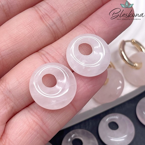 Бублик смещенный центр Кварц Розовый 18 мм