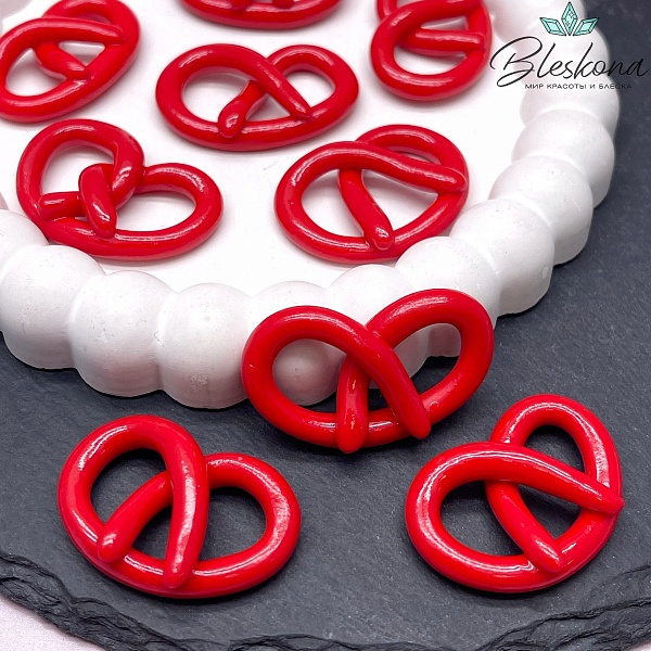 24*34 мм Подвеска Крендель красный