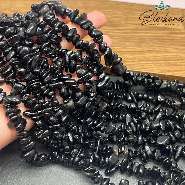 Крошка Обсидиан серебристый  ширина бусин ~ 8-12 мм