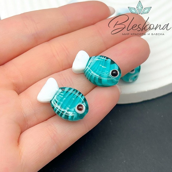 20*12 мм  Бусина рыбка прозрачно- зеленая