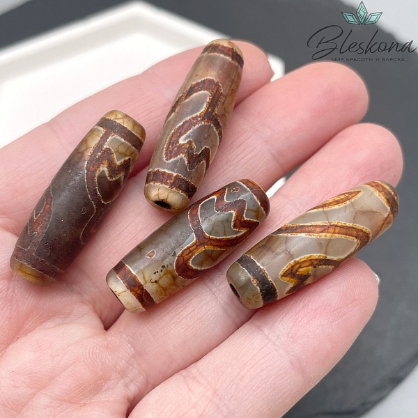 Бусина Дзи Лотос серо-коричневый бочонок 30*11 мм