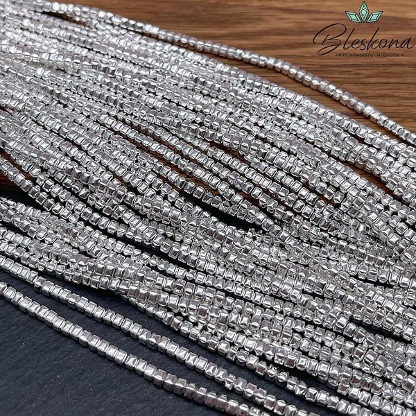 3*2мм Гематин, цвет светлое серебро, квадрат огранка имитация
