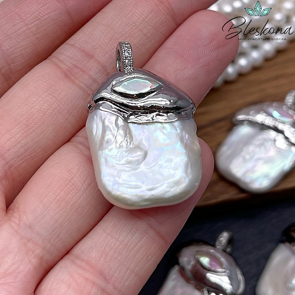 35*22 мм Цвет серебро, Подвеска Жемчуг с цирконами