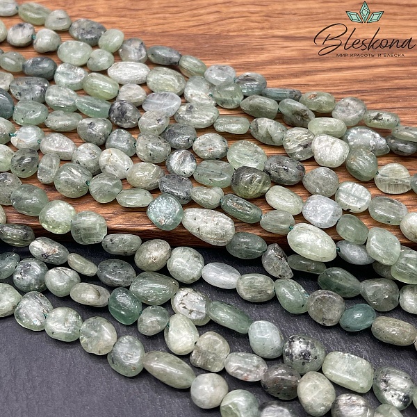 Кианит зеленый галтовка (6-10)*(6-7) мм