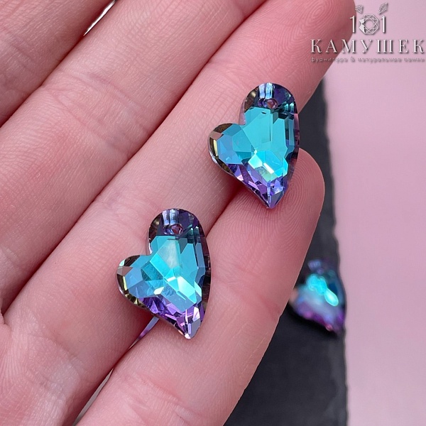 16,5*14 мм, Подвеска сердце стекло белое с переливом (Vitrail Light) уп. 2 шт