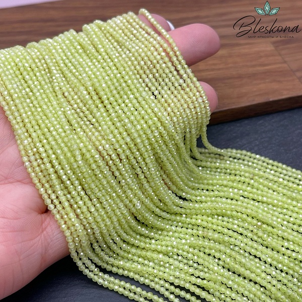 Циркон огранка светло-зеленый 2 мм (кубический цирконий, фианит) 