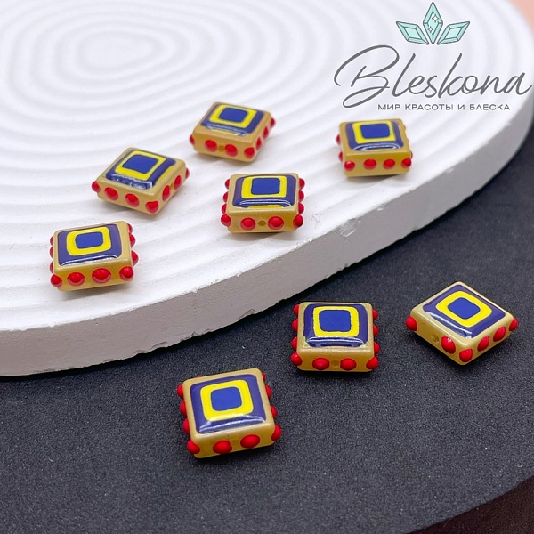 13,5 мм Бусина квадрат бежевый 