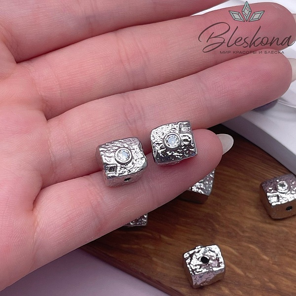 10*9 мм Цвет серебро, Разделитель куб фриформ циркон 