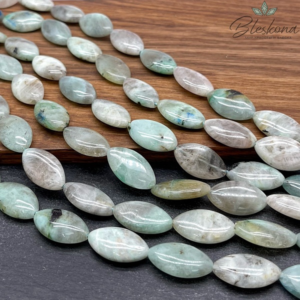 Хризоколла миндальная форма 20*12 мм