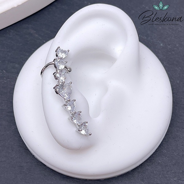 34*6,5 мм Цвет серебро, Кафф сердечки цирконы (правый)