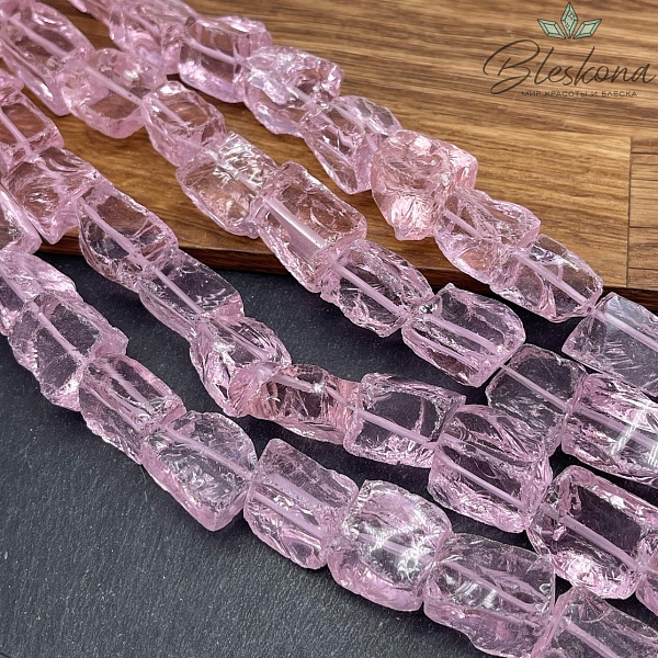  Аквакварц куски розовый (18-23)*(12-15)мм
