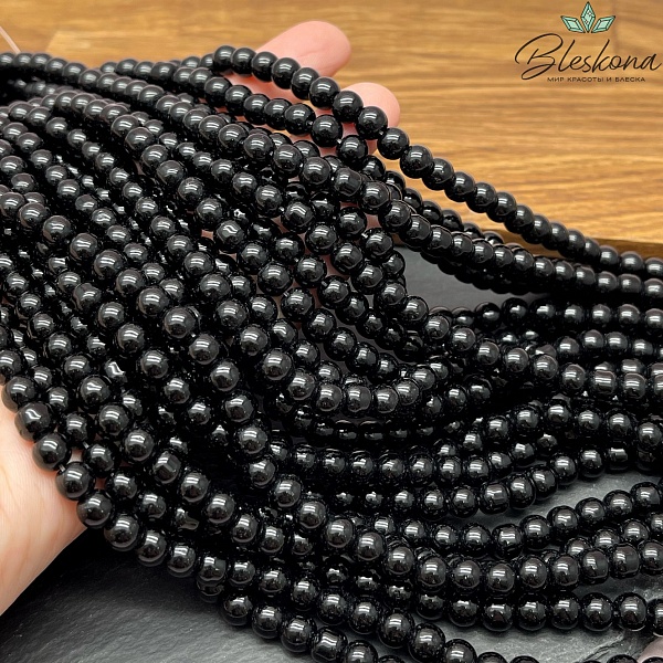 Бусины стекло черное 6 мм