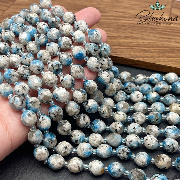 К2 голубой овал огранка (тонированный) куб 10*8 мм