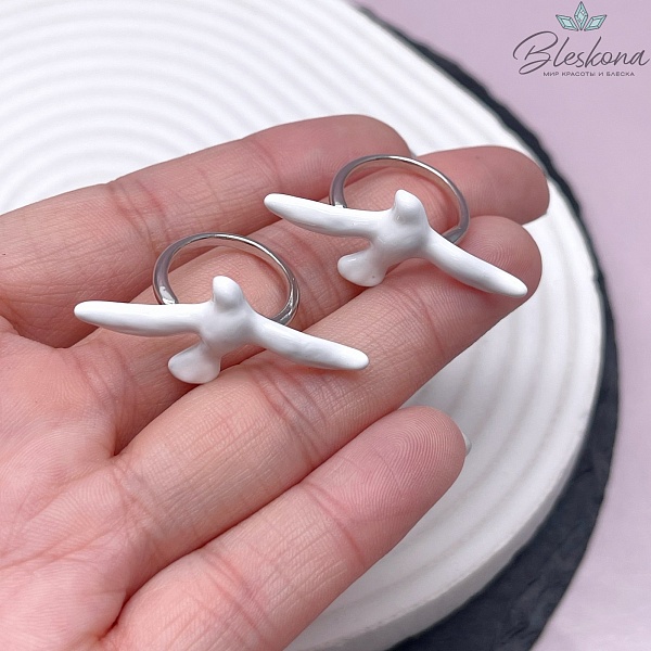 18,6 мм,Цвет серебро, Кольцо Белый Голубь (Птица) безразмерное 